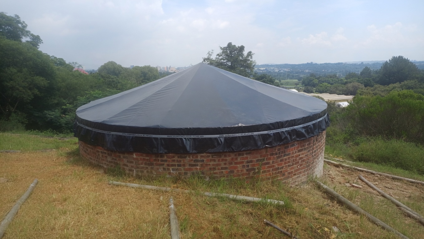 Pitched Cover in Place 550g 46.4
